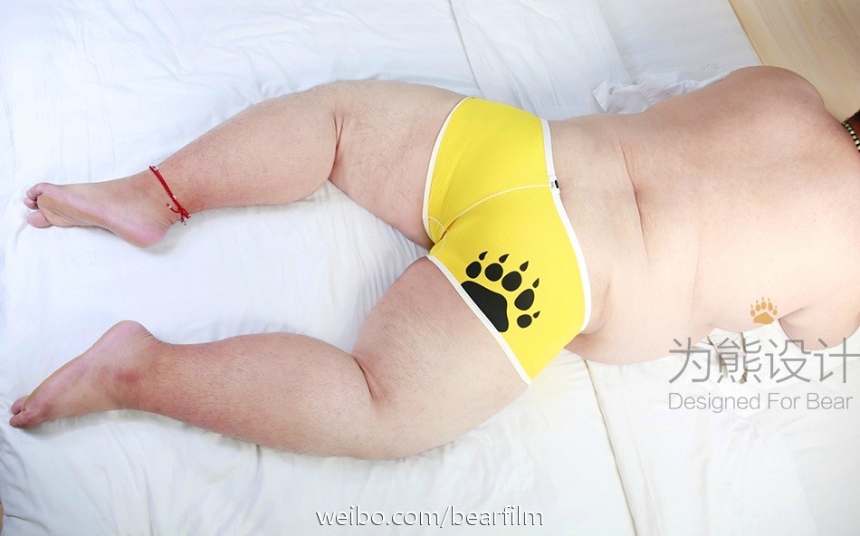 bear333:  butterball-guy:  Nice!!  这小矮子真受不了 