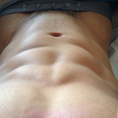 beimaschi:  Instagram: ottonielyanez