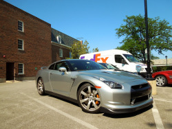 carpr0n:  Quicker delivery Starring: Nissan GT-R (by Hertj94 Photography) 