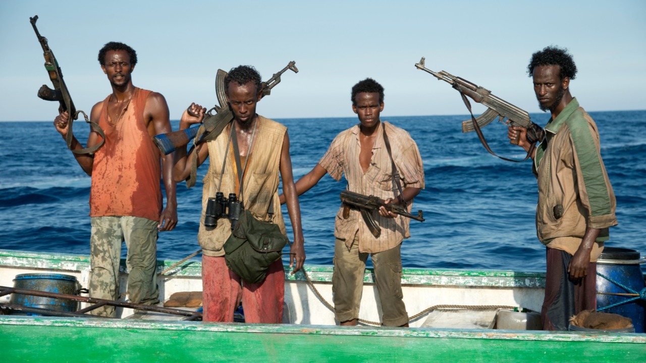 Captain Phillips (2013) - Paul Greengrass’ shooting style seems to consist of getting as much coverage as possible and then putting it together in the editing room in 1-2 second clips. And yet, this seemingly haphazard approach to filmmaking works...