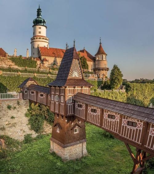 Nové Město nad Metují castle / Czech Republic (by visitcz).