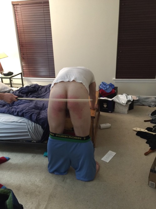 thepaddedprofessional:  @temptingdominance dare completed with “help” from @thepaddedpunk and photog