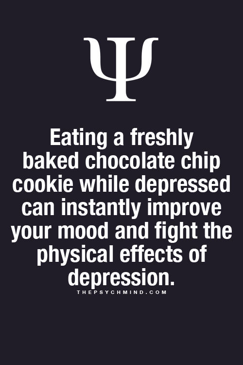 cravehiminallways212:  Hmmm…cookie 🍪…or Prozac 💊. Duh…💋  Mmm…. I love your cookie….💋