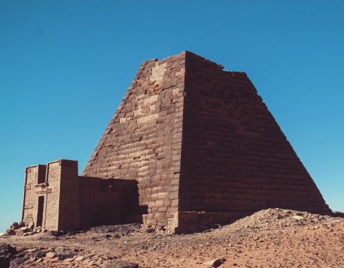 enragedblackkid:  Some of the worlds oldest pyramids are situated in modern day Sudan and last winte