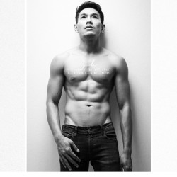 asianmilkman:  Beautiful #AsianHunk i found on #IG by greatsixpacks @gobvivace have #greatsixpacks