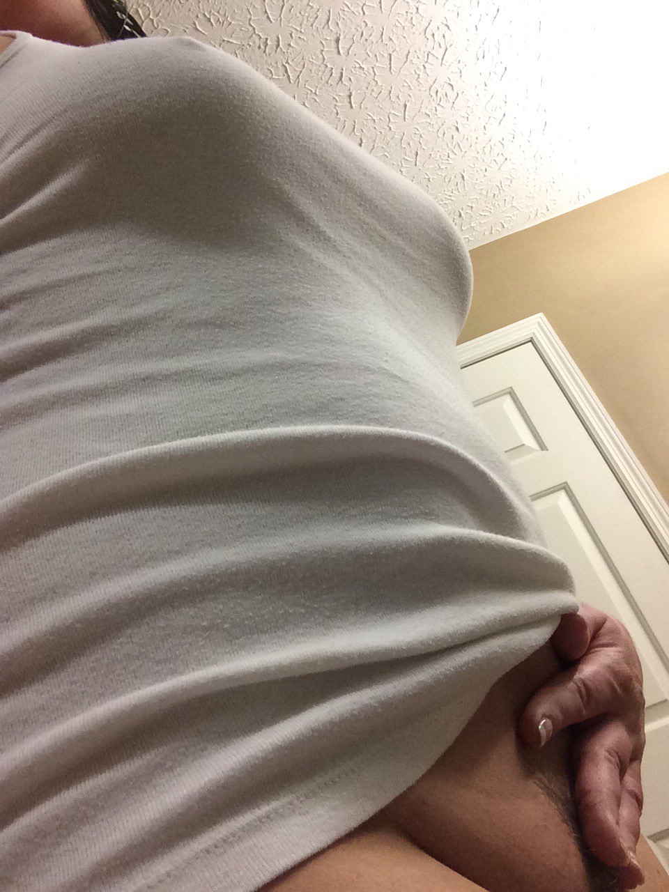 hornynurse32:  ❄️🚿Cold weather equals hard nipples, warm shower equals rosy
