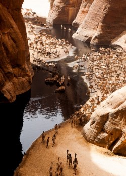 land-city:  Guelta d'Archeï by Grégory