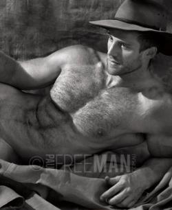 fitmen1:  Paul Freeman Photograph