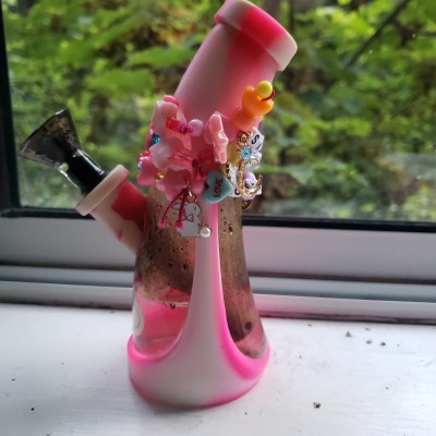 ookamikitsune:catboysalmon:This is my bong her name is Sakura katana chan she is full of tar and resin and she needs a scrub but she is my beloved*takes a fat rip*