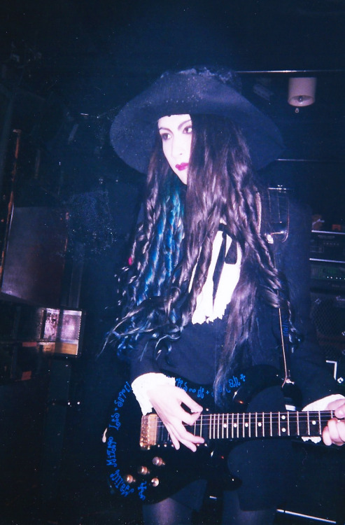 ethereal—spirits: Mana knows what to post. Two old MALICE MIZER photos found while cleaning. T