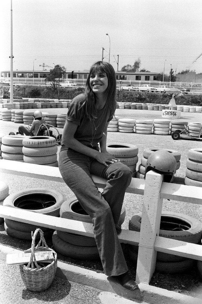 bitter-cherryy:  Jane Birkin