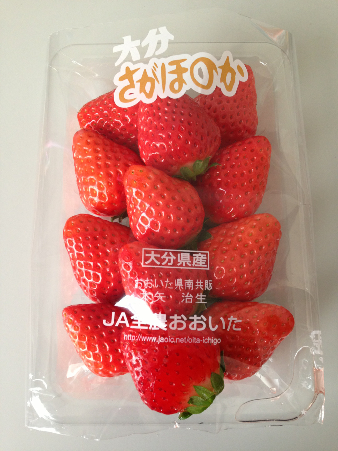 sleepyberry:it’s strawberry season! - Tumblr Pics