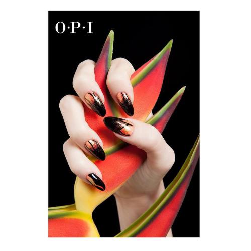 Prepping for a couple of exciting days with @opi_products @whatwouldjaqwear #goodtimesahead #opi #op