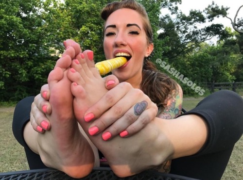 toesoncock1:Got me hard