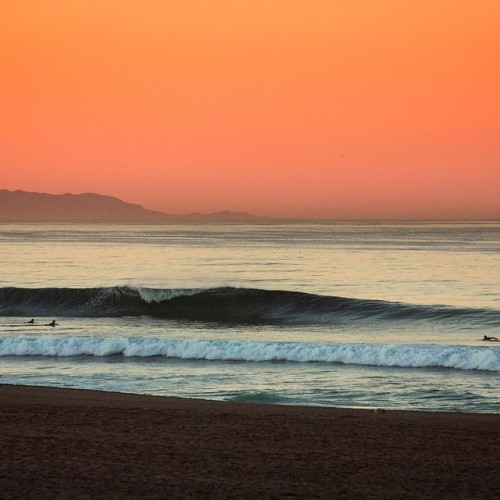 ohsurfyo:  Can’t wait for this spot to start breaking again! Bring on the winter swells!! #waveporn 