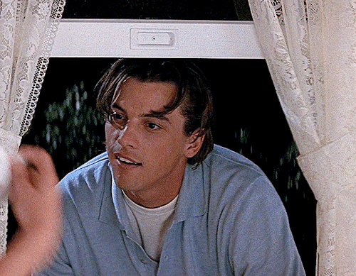 nightofthecreeps:Skeet Ulrich as Billy LoomisSCREAM (1996) dir. Wes Craven↳requested