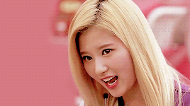 femaleidols:  sana during cheer up era (for anon)  