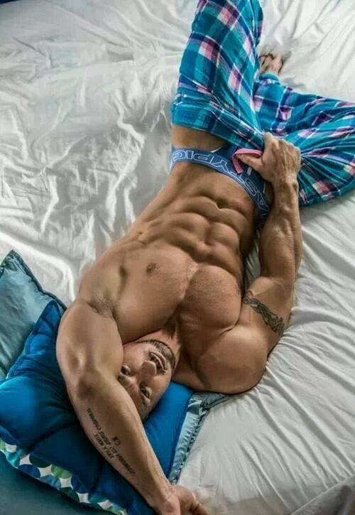 texasbadpup:  TEXASBADPUP …….. MY THOUGHTS OF YA IN PLAID.   COME MY WAY BIG MAN !!!!!! 
