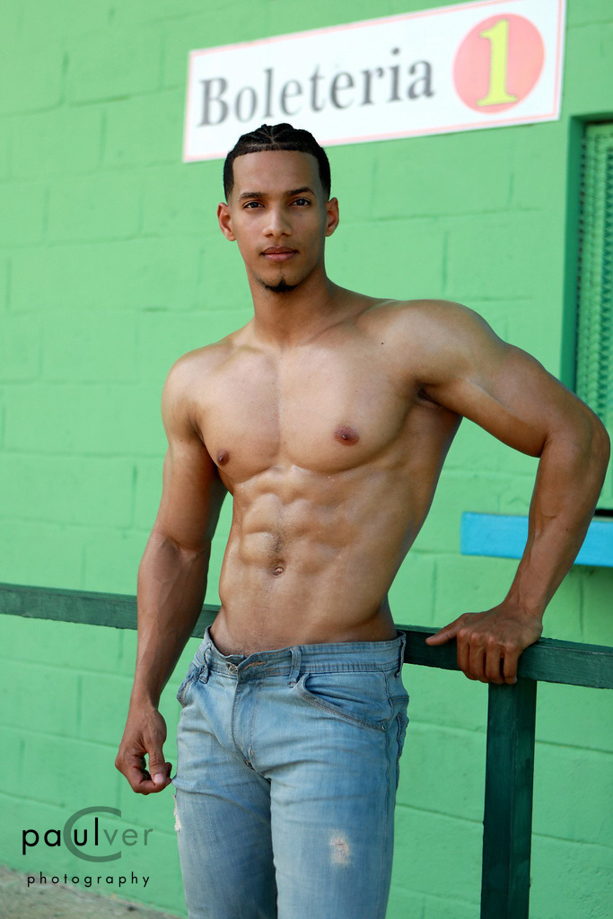 culverphotography: Model:  Yassir Follow me on Twitter.  https://twitter.com/culverpc2