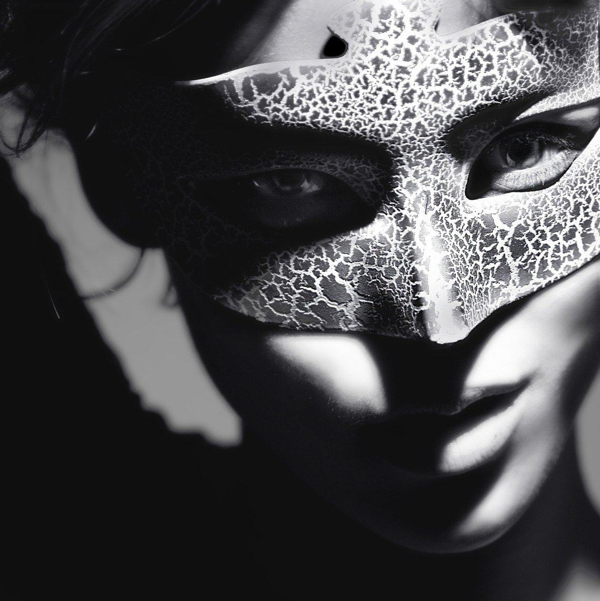 MICK'S BLACK & WHITE