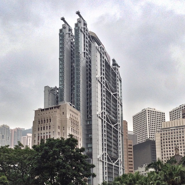 #HSBC Building in #HongKong by #NormanFoster (1985) #architecture #archdaily #iphonesia #arup #instagood #pritzkerprize (at HSBC Hong Kong Office 匯豐銀行香港總行)