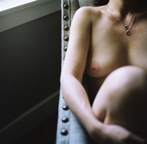 XXX alveoliphotography:  Dot dot dash. June, photo