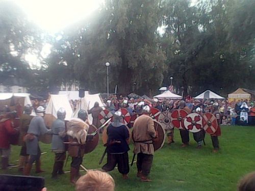 A few photos I took yesterday at Hämeenlinna Medieval Fair. Pic quality is mediocre at best since my