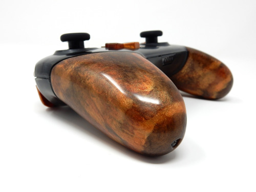 Polished Walnut resin button and grip set for the Switch Pro Controller.https://www.etsy.com/listing