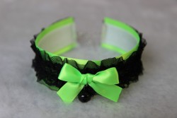 poisontragicshop:  Green and black lace choker