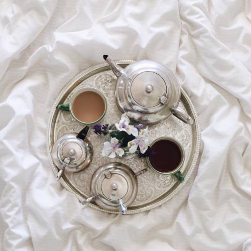 A serene teatime.