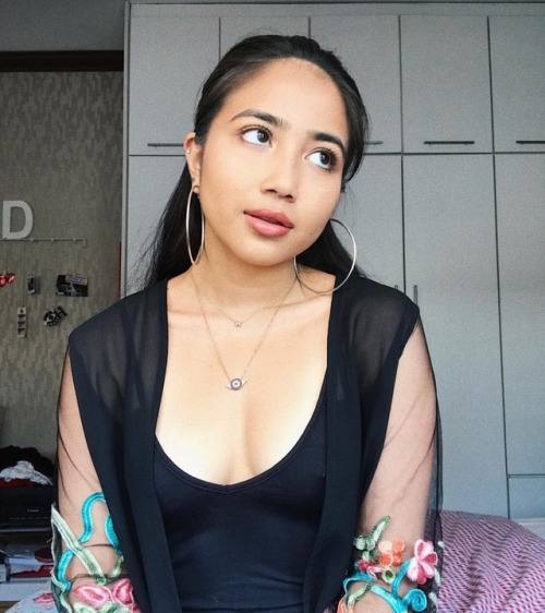 scottddin: Happy Weekend Muka Baik sial