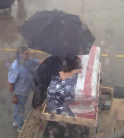 suppressed-bangswitch:  honkykong72:daddydomshouse:  kkfromtexas:  fireflies-and-whiskey:  freetheshit-outofyou:  southernsideofme:RIP to all the Men and Women who gave their lives for us to be able to be “Free” I will always move this forward. 