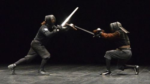 mindhost:From: Photos of Ton Puey  in the “La esgrima a través de la Historia” conference and exhibition.