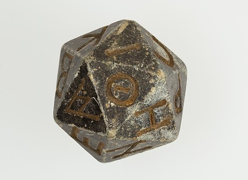 thoodleoo:thoodleoo:guys, this is an ancient d20 inscribed with greek letters, currently in collecti