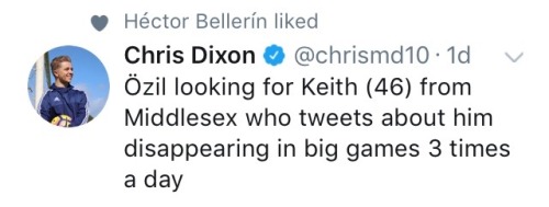 twasoffside: I don’t know what’s better, the picture, the tweet, or the fact that Bellerin liked it