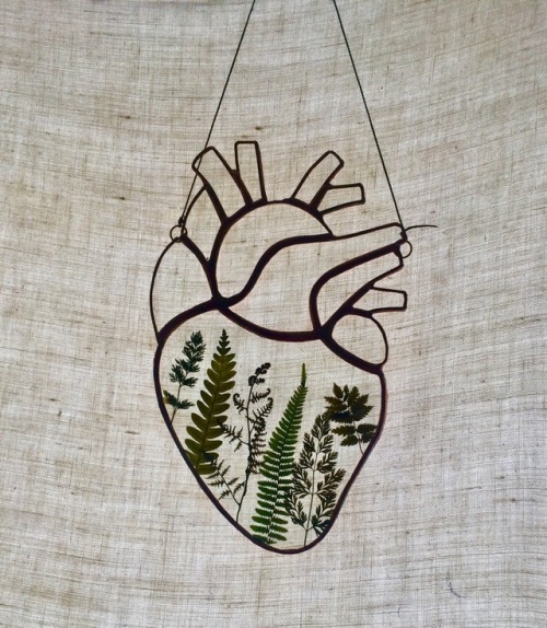sosuperawesome:Pressed Ferns and Flowers Stained Glass Anatomical Hearts, by Cedar and Spruce Studio