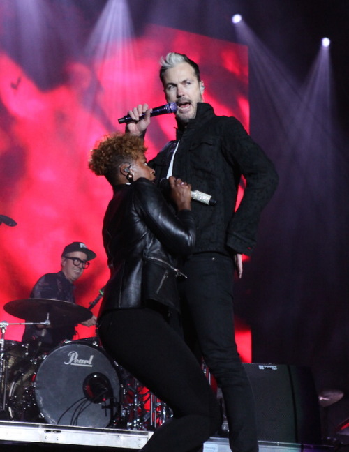 Fitz &amp; the Tantrums at Recovery Fest 2018photos: Megan Barron