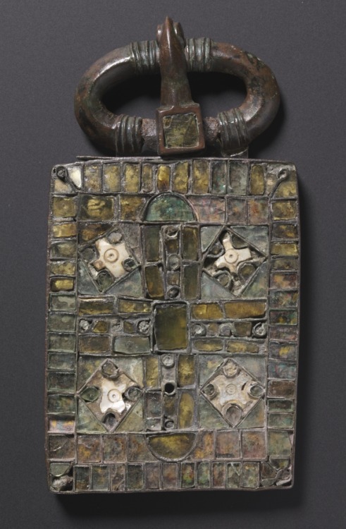 theancientwayoflife: ~Belt Buckle. Date: c. 525-560 Place of origin: Visigothic, Iberian Peninsula P