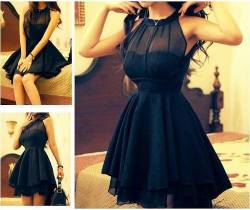 I need this dress in my life!