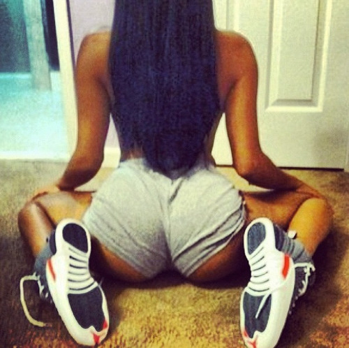 omgchiarra:  Follow My Blog 4 More Dope Stuff: http://omgchiarra.tumblr.com/