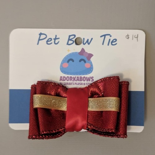 I made bow ties for pets. They have 4″ soft loop-and-latch straps that go around your pet’s collar. 