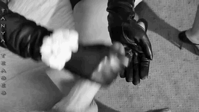 mr-blaank:My immediate thought was ‘NO you’ll ruin the beautiful leather!’