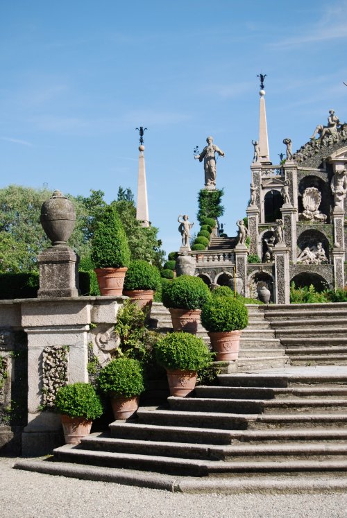 cityhoppersgarden:   Palace Gardens of Isola Bella, Lago Maggiore 2009,  Italy  photography by cityh