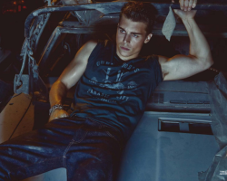 malecelebarmpits:  Nolan Gerard Funk 1