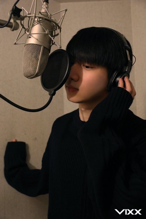 officialrovix:Hyuk for Boy With A Star Making Behind | © Naver