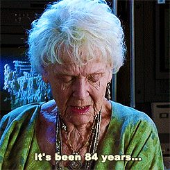 EYOOO, GUESS WHO JUST FINISHED THEIR BACHELORRRRRRR