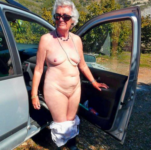 Porn Pics greyhairedgranniesuniverse:  Old lady but