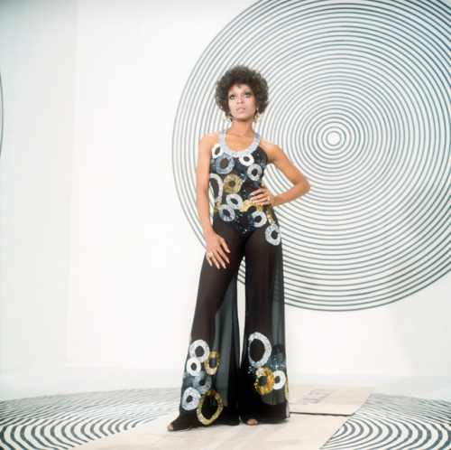 twixnmix: Lola Falana on the Italian TV show “Hai visto mai?” (1973)