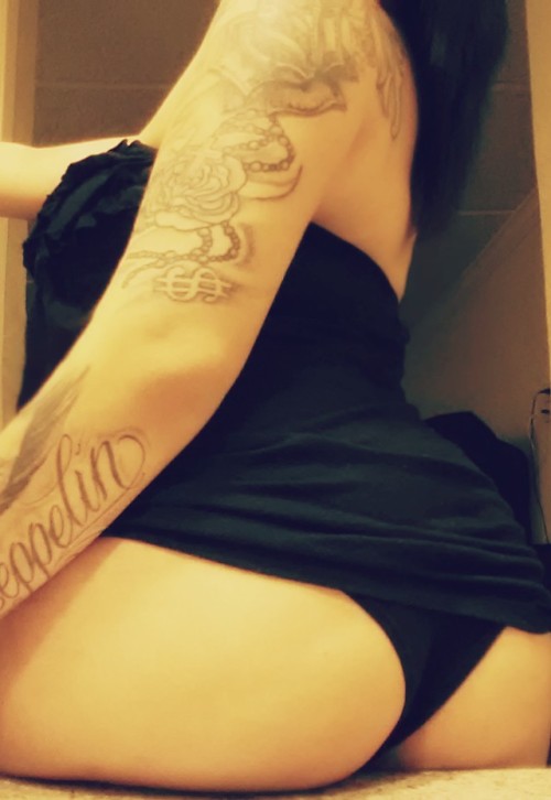 Beautiful Tatted Latina. Part 1.