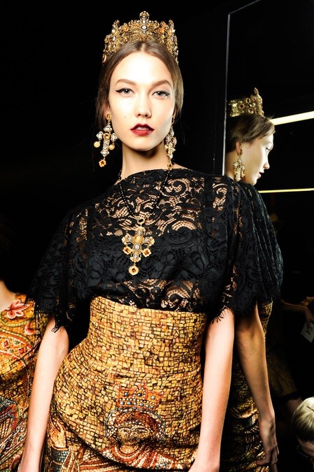 shapingcontours:  Dolce & Gabbana Fall 2013 (via #Fashion-ivabellini) 